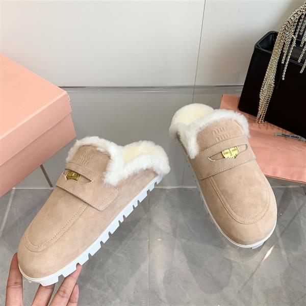 20243518944671 26023